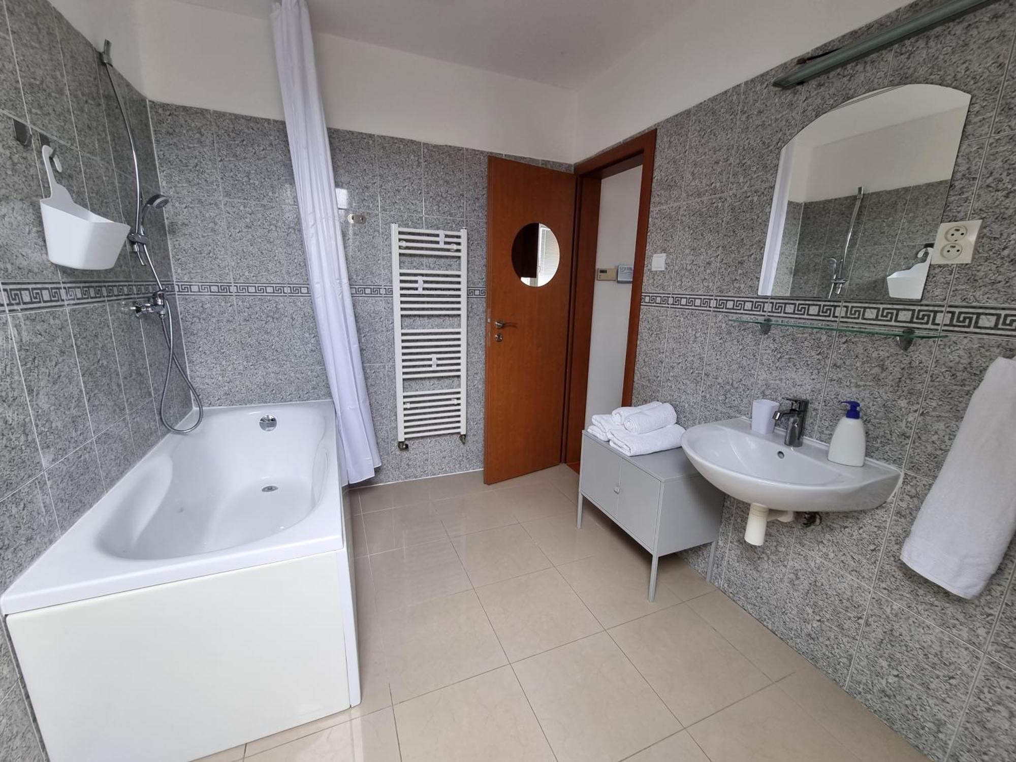Turecka 49 Apt 2 Nové Zámky Buitenkant foto