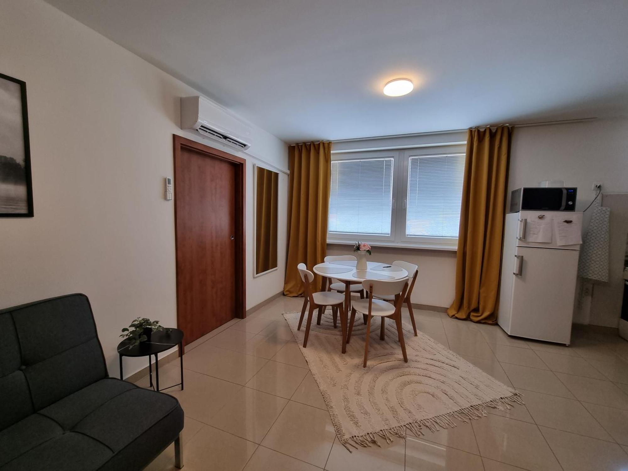 Turecka 49 Apt 2 Nové Zámky Buitenkant foto